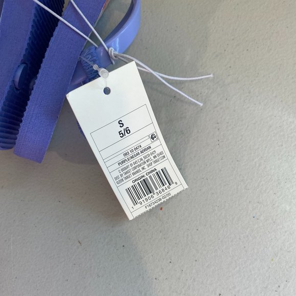 Cat & Jack toddler Girls Flip Flops - Picture 3 of 5